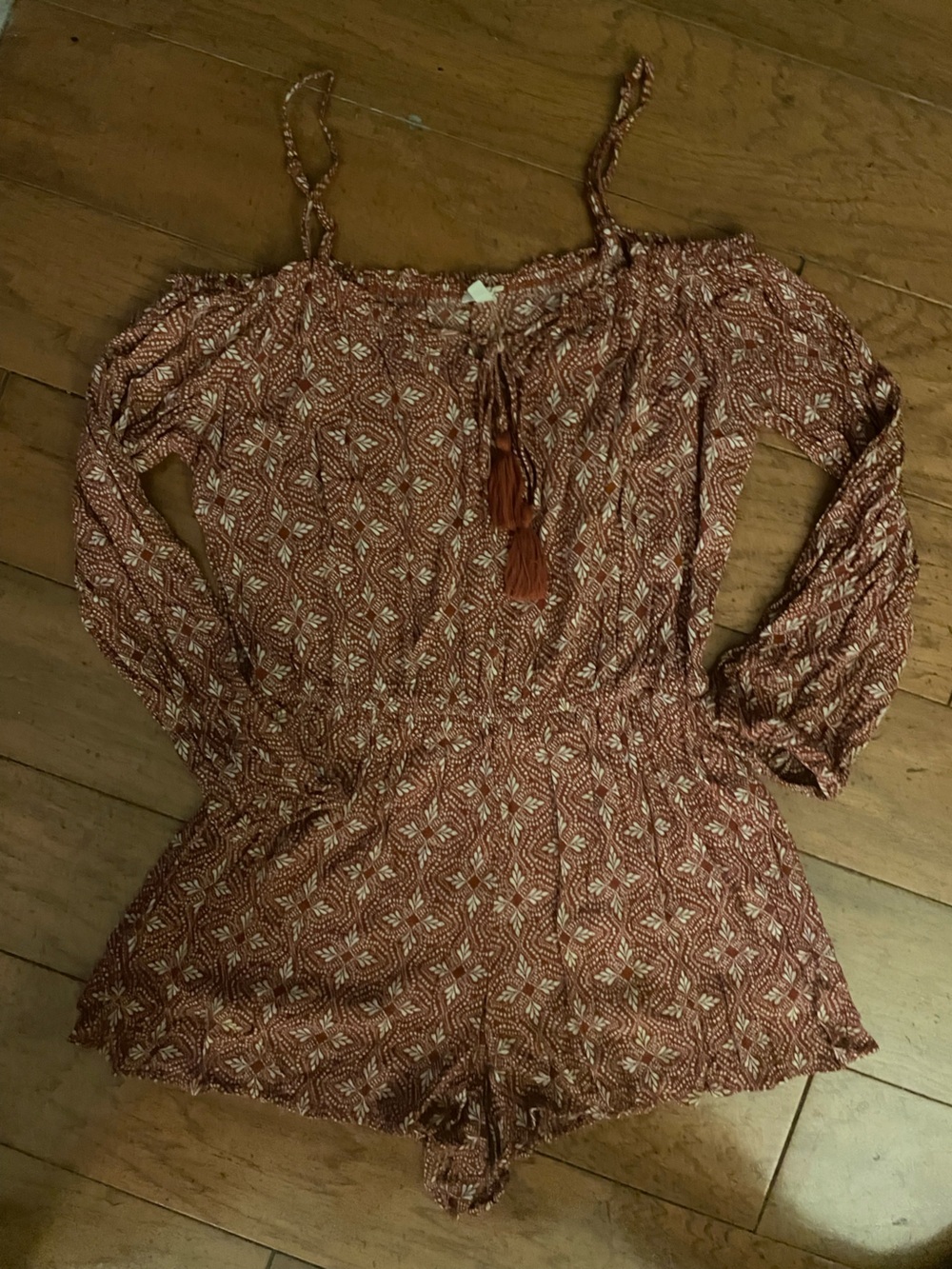En Crème Rust Floral Print Long Sleeve Romper